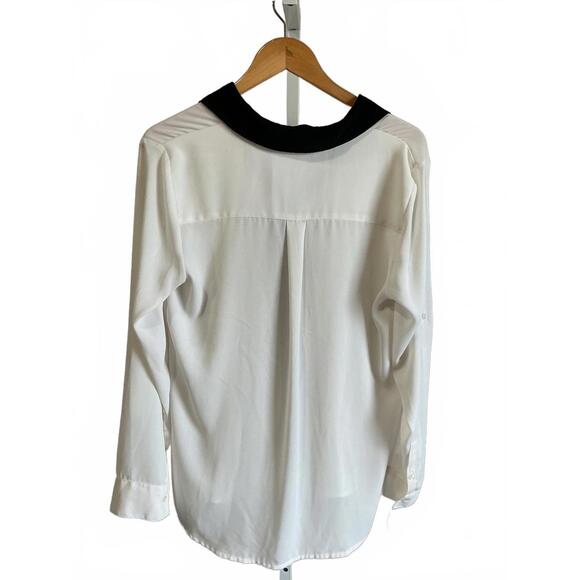 Retro Express Women's Black and Off white Button-Up Blouse, Size Large - Picture 5 of 6